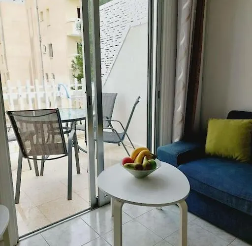 Апартаменты άνετο παραλιακό μακενζι