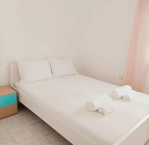 άνετο παραλιακό μακενζι Larnaca