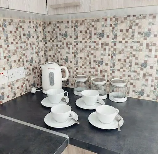 Appartamento άνετο παραλιακό μακενζι Larnaca