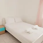 άνετο παραλιακό μακενζι Larnaca
